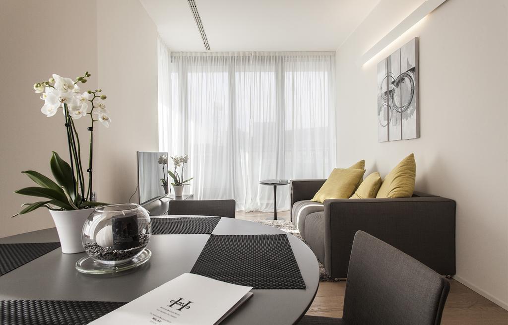 Hemeras Boutique Homes - Design Flats Near The City Center Mediolan Zewnętrze zdjęcie