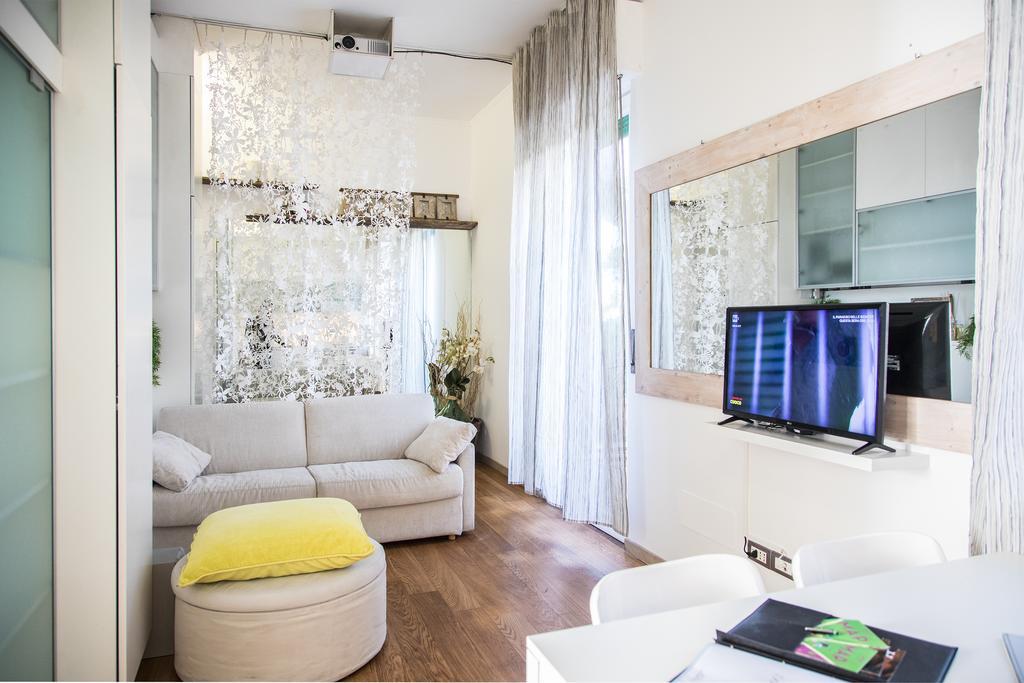 Hemeras Boutique Homes - Design Flats Near The City Center Mediolan Zewnętrze zdjęcie